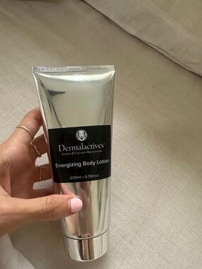 Dermalactives Energizing Body Lotion